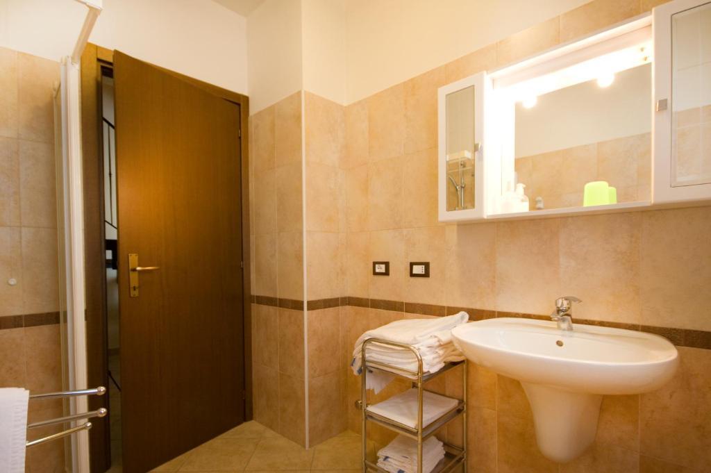 Agriturismo Cascina Roveri Monzambano Zimmer foto